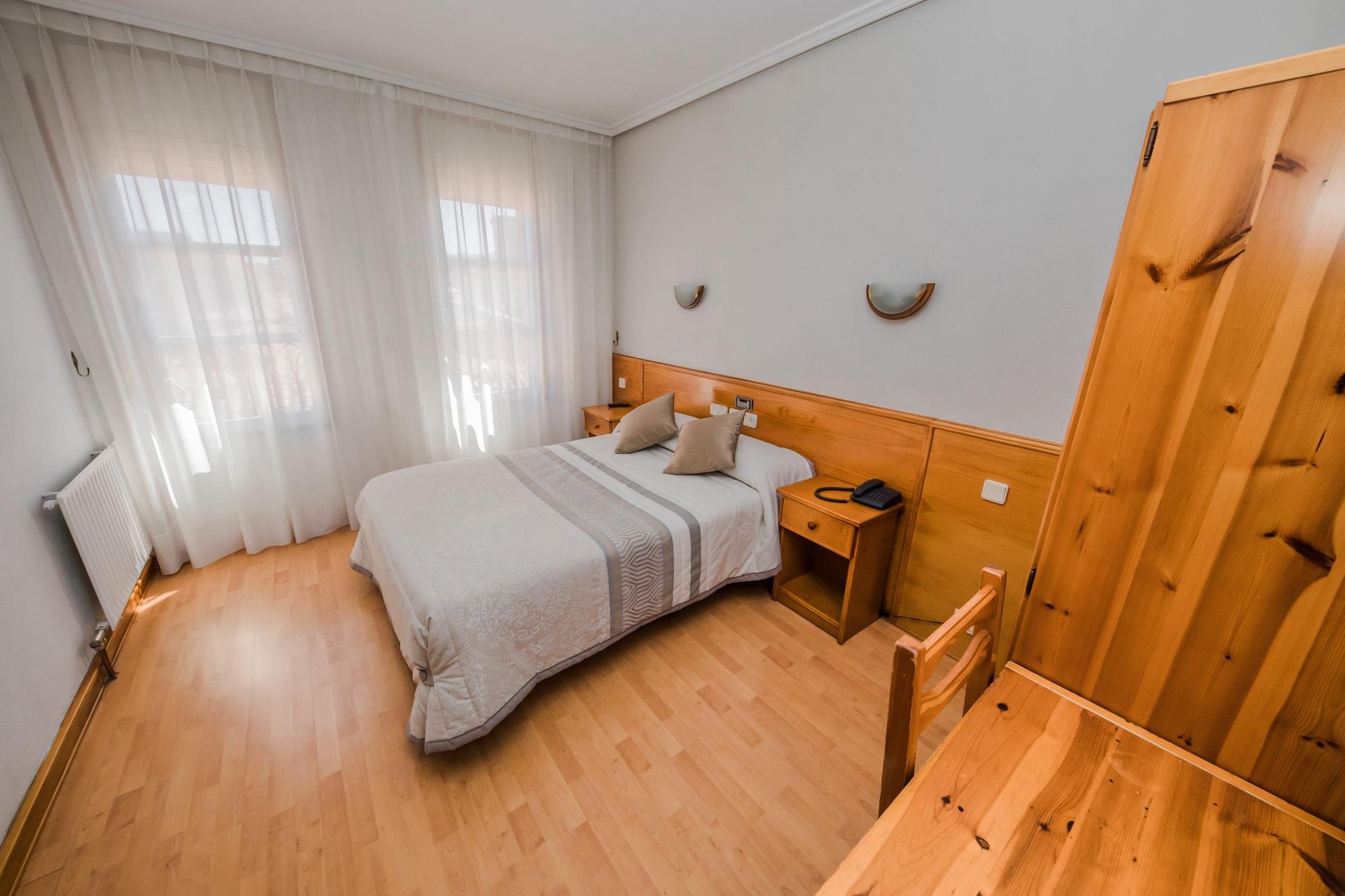 Alvi Hotel Soria Luaran gambar