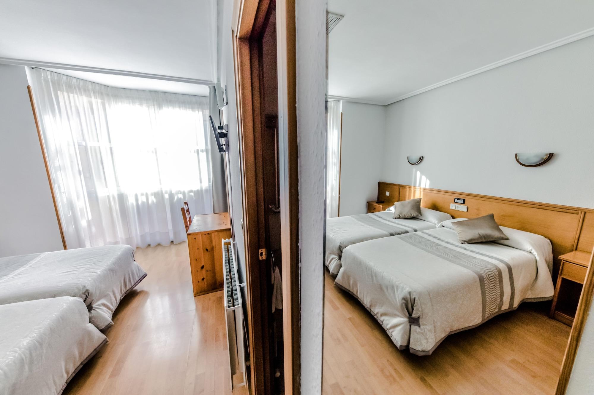 Alvi Hotel Soria Luaran gambar