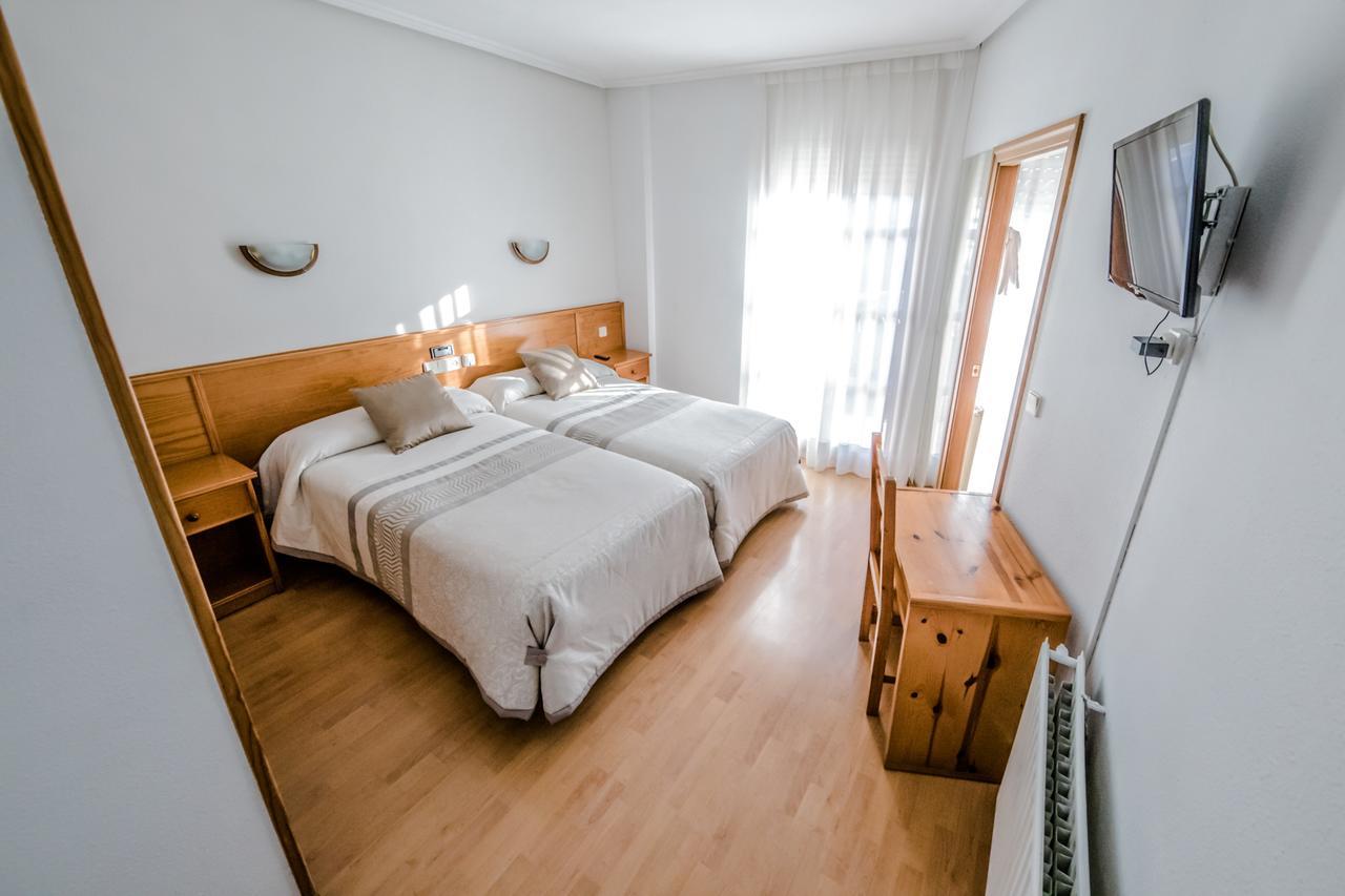 Alvi Hotel Soria Luaran gambar